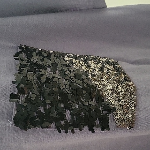 Top - Picture 2 of 5